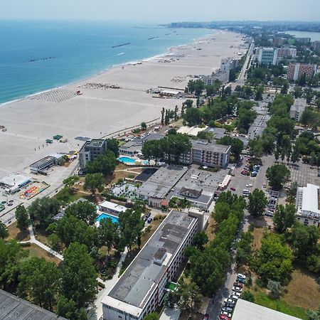 Complex Modern All Inclusive Mamaia Buitenkant foto