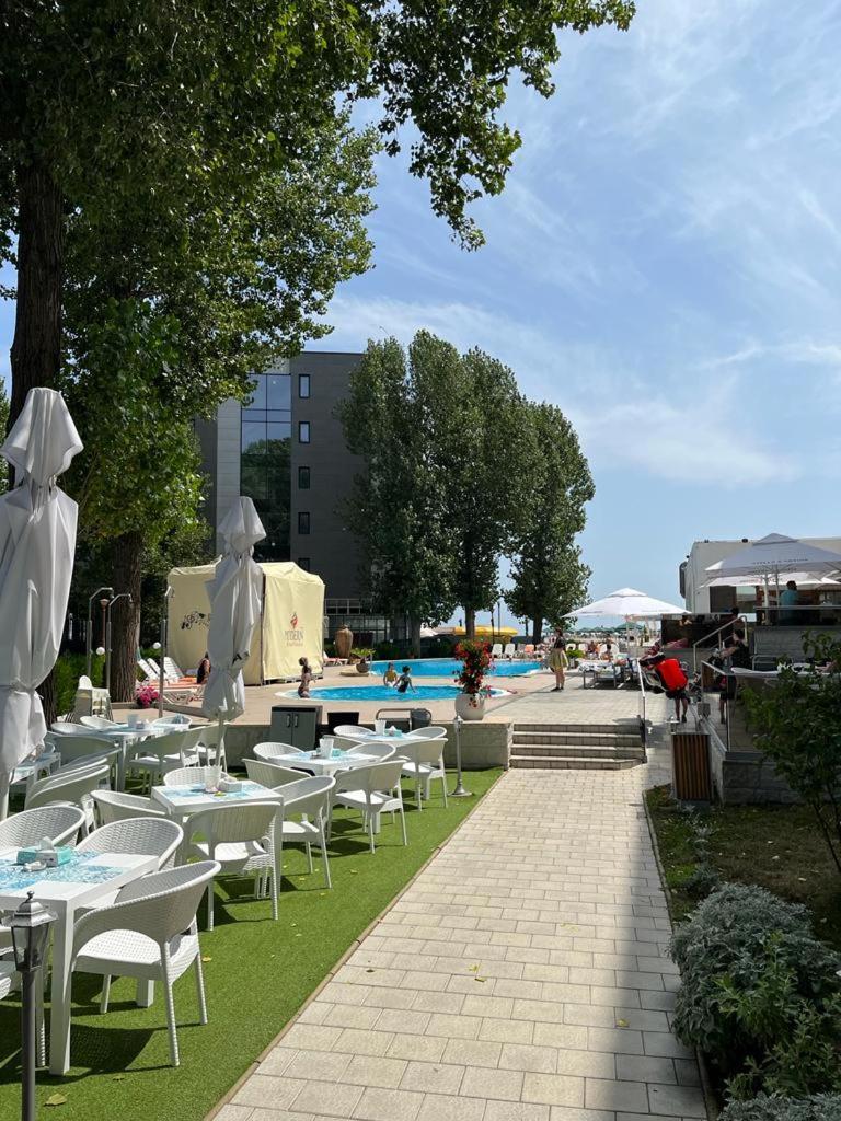 Complex Modern All Inclusive Hotel Mamaia Buitenkant foto