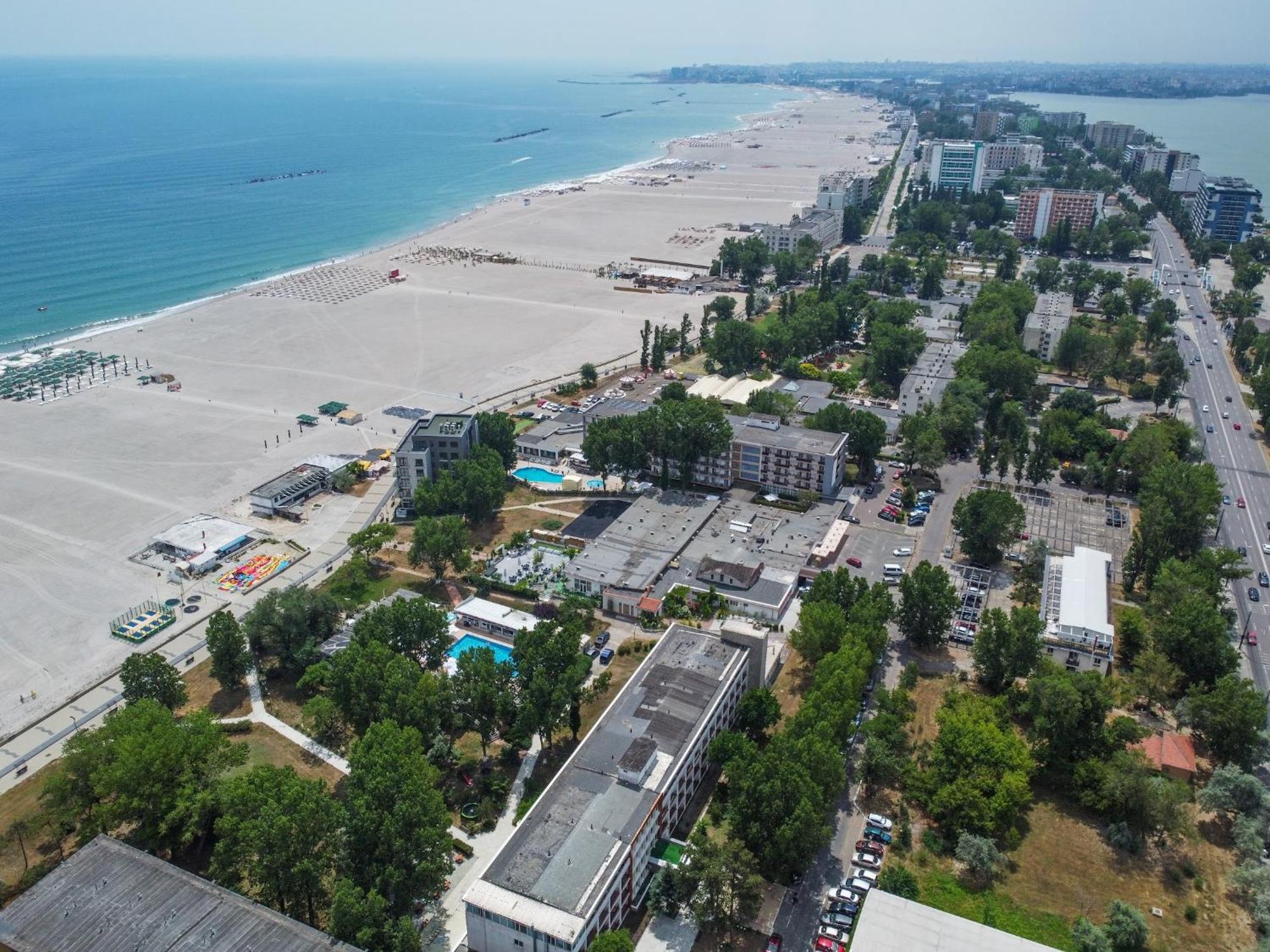 Complex Modern All Inclusive Mamaia Buitenkant foto