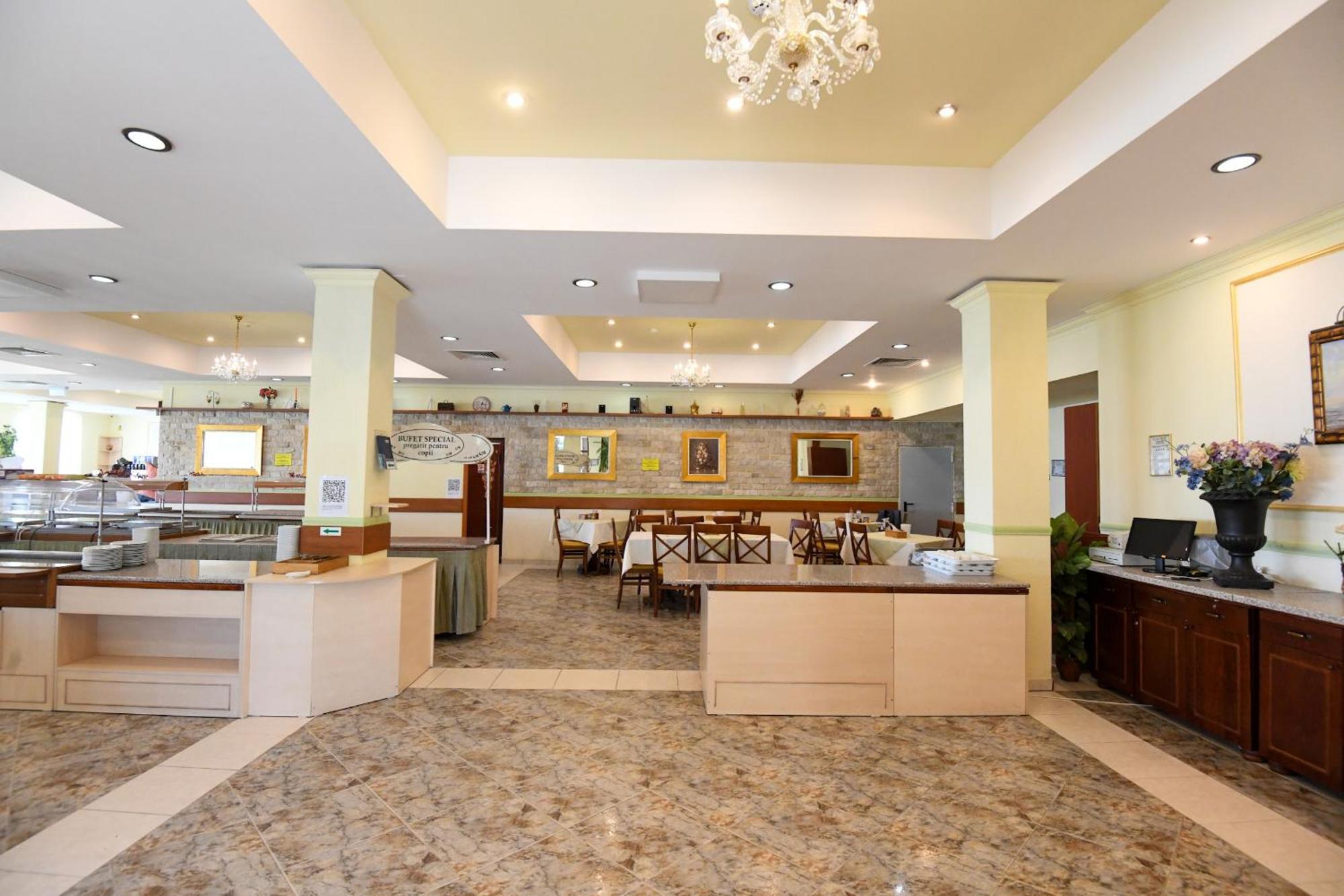 Complex Modern All Inclusive Mamaia Buitenkant foto