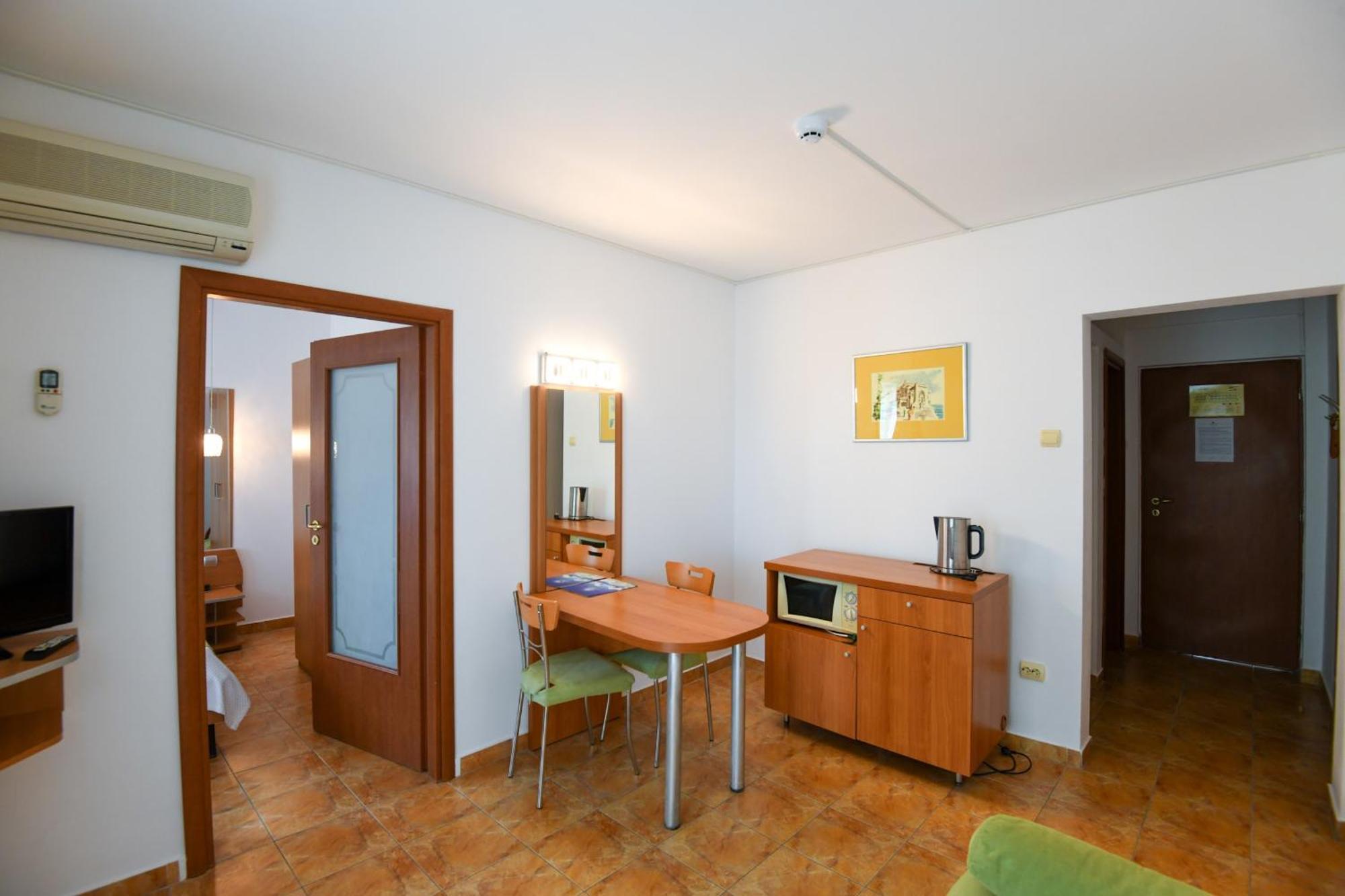 Complex Modern All Inclusive Mamaia Buitenkant foto