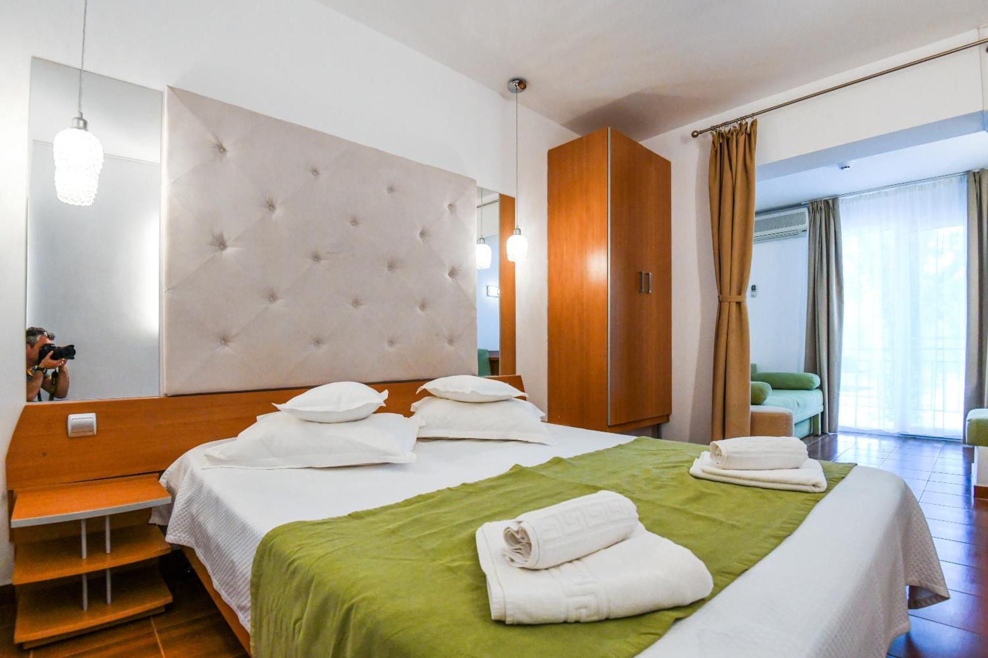 Complex Modern All Inclusive Mamaia Buitenkant foto
