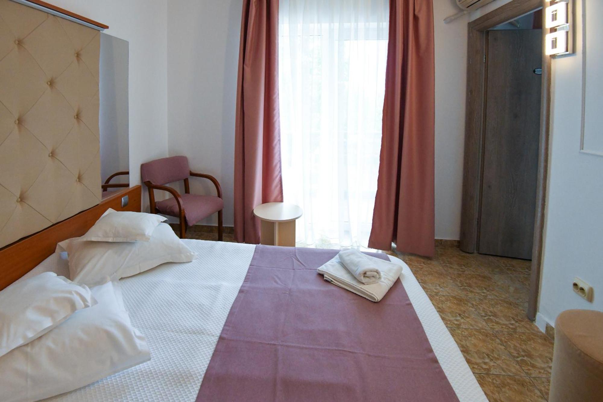 Complex Modern All Inclusive Mamaia Buitenkant foto