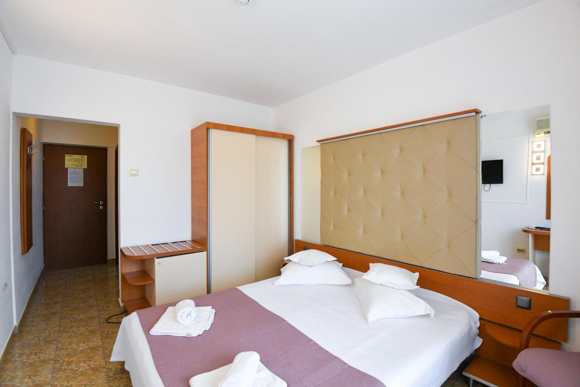 Complex Modern All Inclusive Mamaia Buitenkant foto
